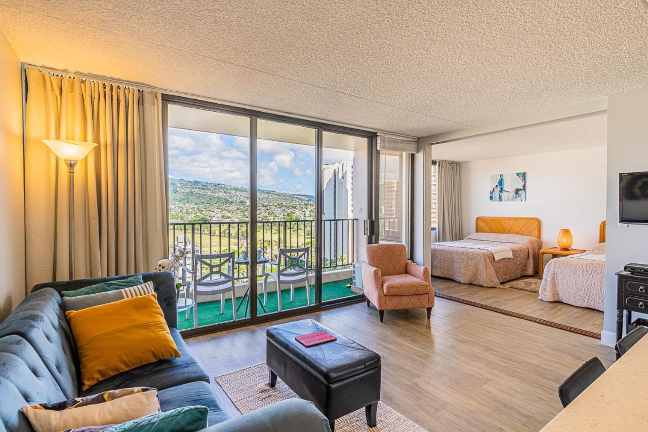 Free Parking, Pool, Sauna, Spa, Wifi, Bbq, Ac - Waikiki Banyan Honolulu Exterior photo