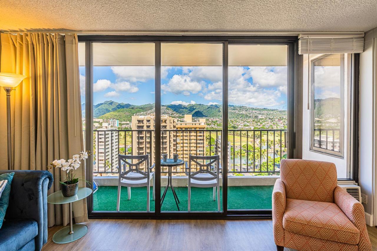 Free Parking, Pool, Sauna, Spa, Wifi, Bbq, Ac - Waikiki Banyan Honolulu Exterior photo