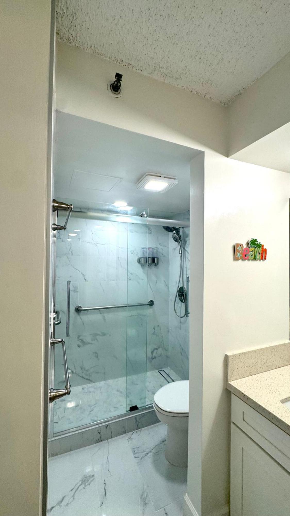 Free Parking, Pool, Sauna, Spa, Wifi, Bbq, Ac - Waikiki Banyan Honolulu Exterior photo
